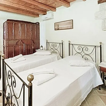 Poseidon Apartment